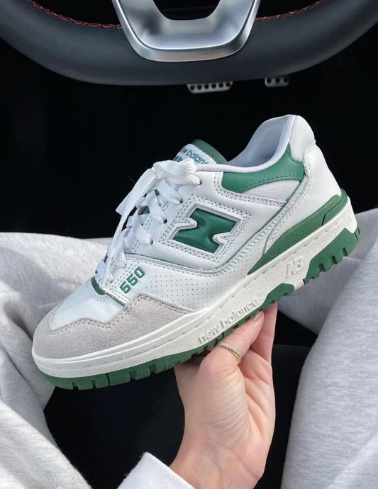 New Balance 550