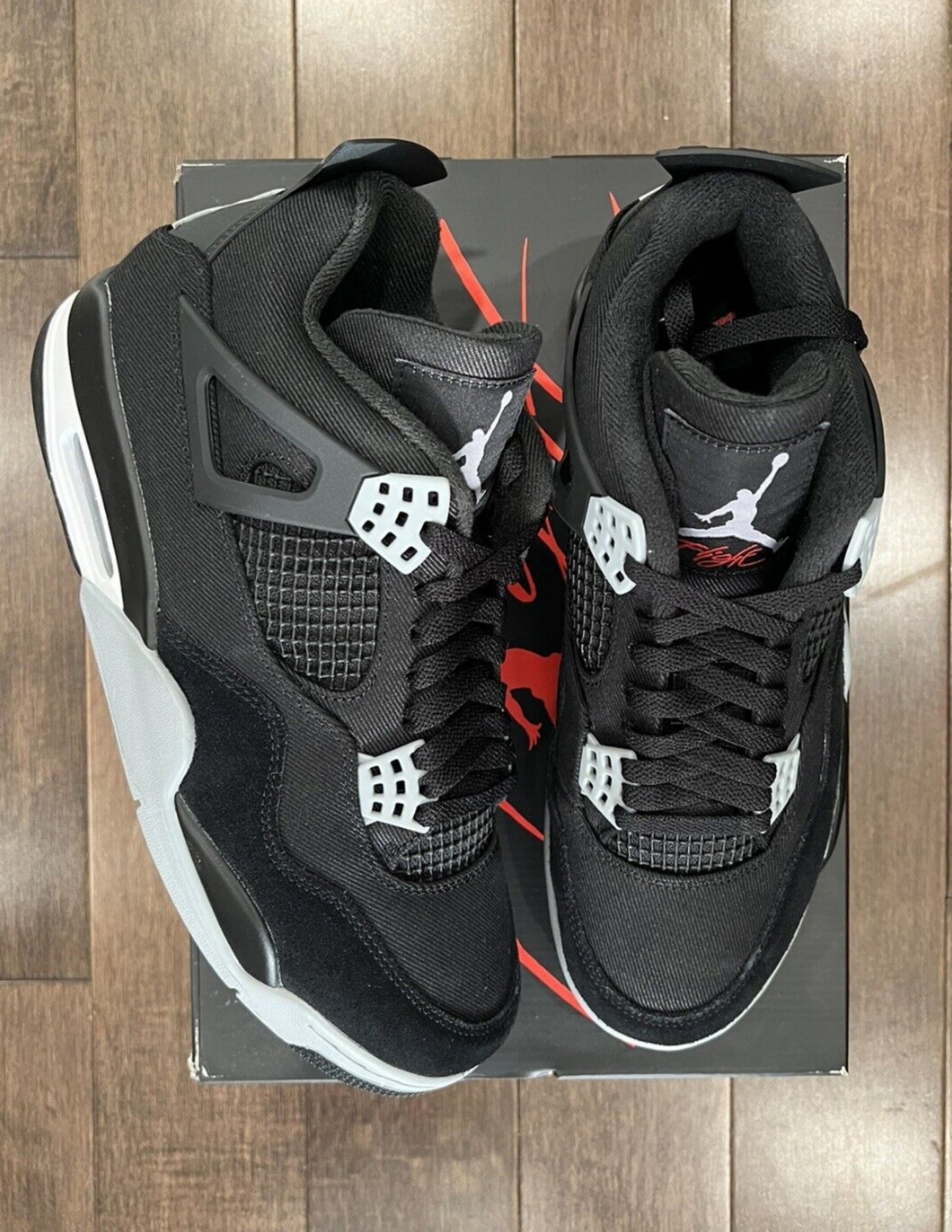 Nike Air Jordan 4